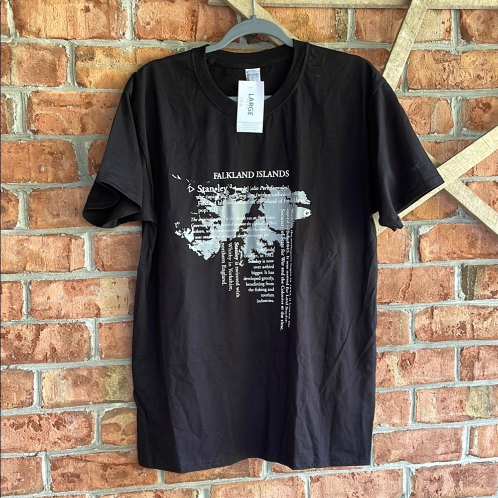 FALKLAND ISLANDS Black SS T-Shirt - Size Large NWT